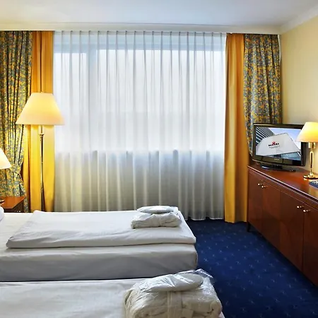 H4 City, Trademark Collection By Wyndham