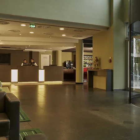 Hotel H4 City, Trademark Collection By Wyndham