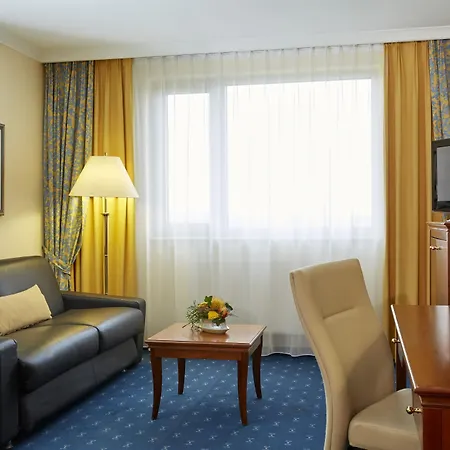 H4 City, Trademark Collection By Wyndham ホテル カッセル