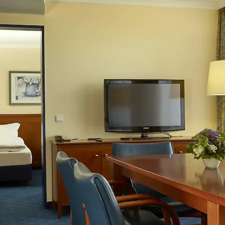 Hotel H4 City, Trademark Collection By Wyndham