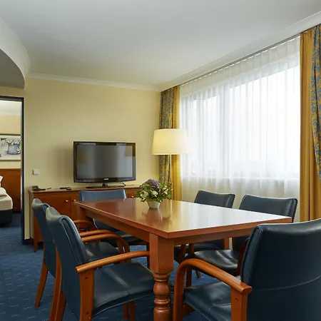 H4 City, Trademark Collection By Wyndham Hotel Kassel