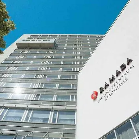 H4 City, Trademark Collection By Wyndham Hotel *