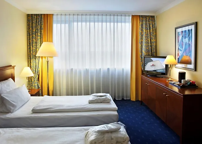 H4 City, Trademark Collection By Wyndham