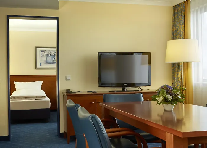 Hotel H4 City, Trademark Collection By Wyndham