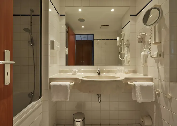 Hotel H4 City, Trademark Collection By Wyndham Kassel