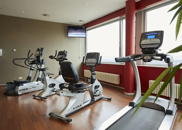 H4 City, Trademark Collection By Wyndham Κάσελ