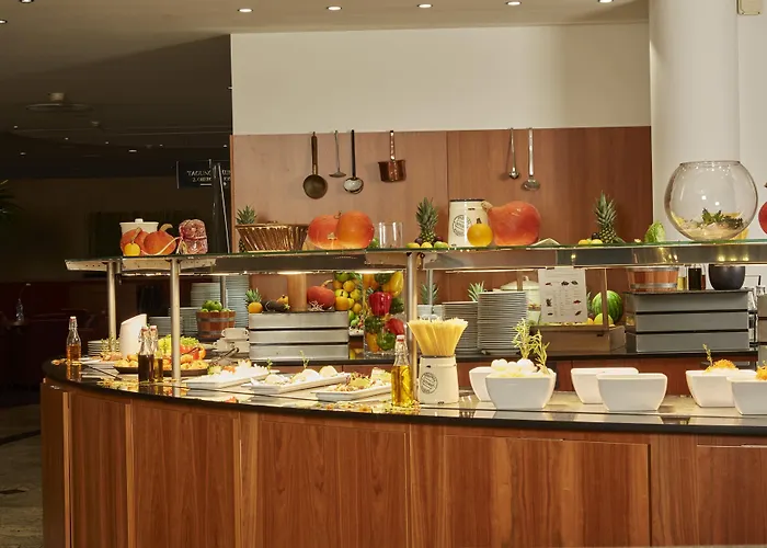 Hotel H4 City, Trademark Collection By Wyndham *