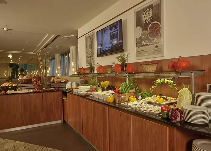 H4 City, Trademark Collection By Wyndham Hotel Kassel