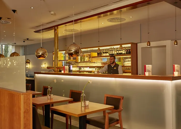 H4 City, Trademark Collection By Wyndham Kassel