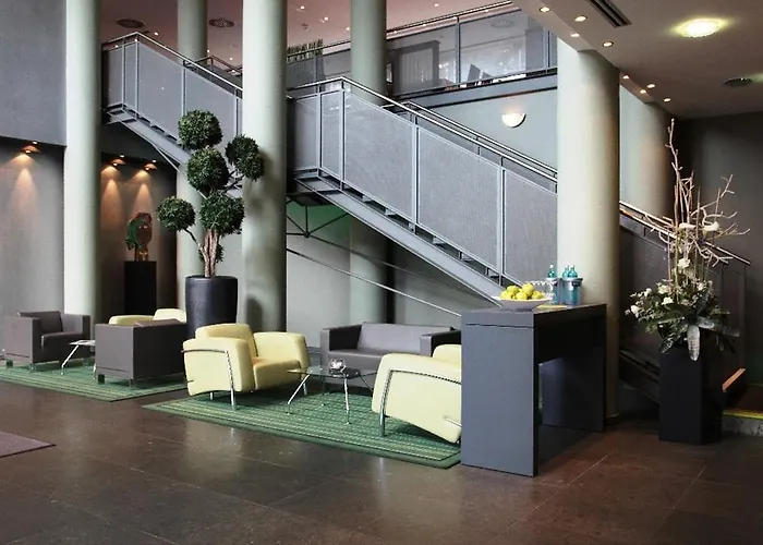 Отель H4 City, Trademark Collection By Wyndham Кассель