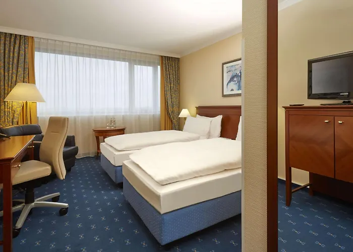 H4 City, Trademark Collection By Wyndham Hotel